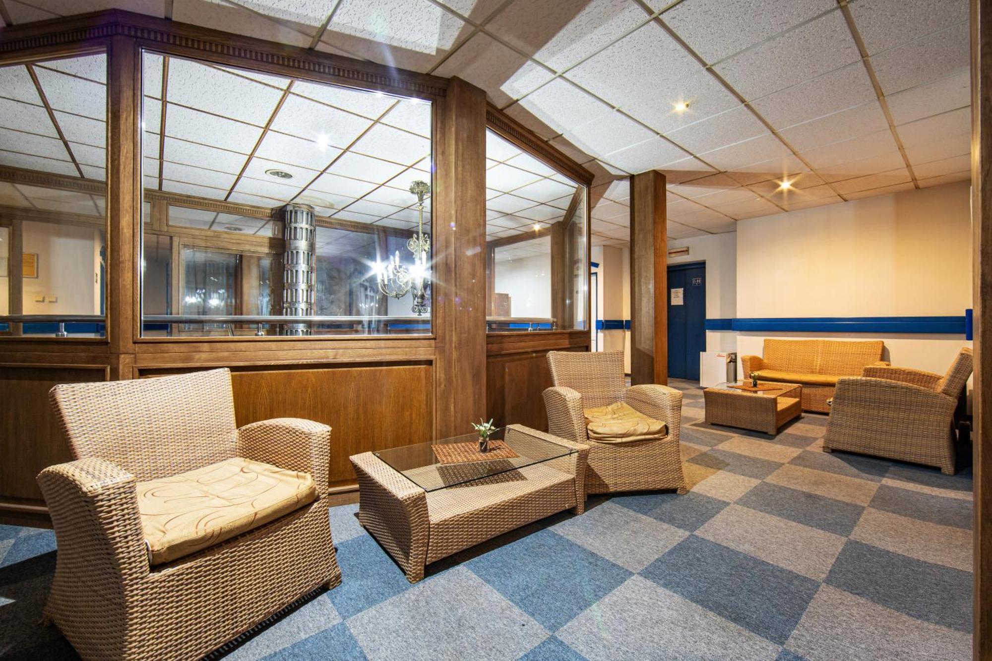 Hotel Armales Stakcin ภายนอก รูปภาพ